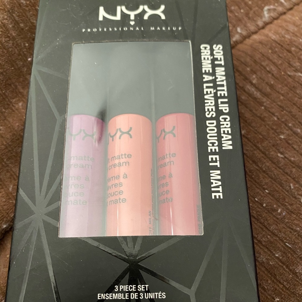 NYX cosmetics matte lip cream trio set bnib